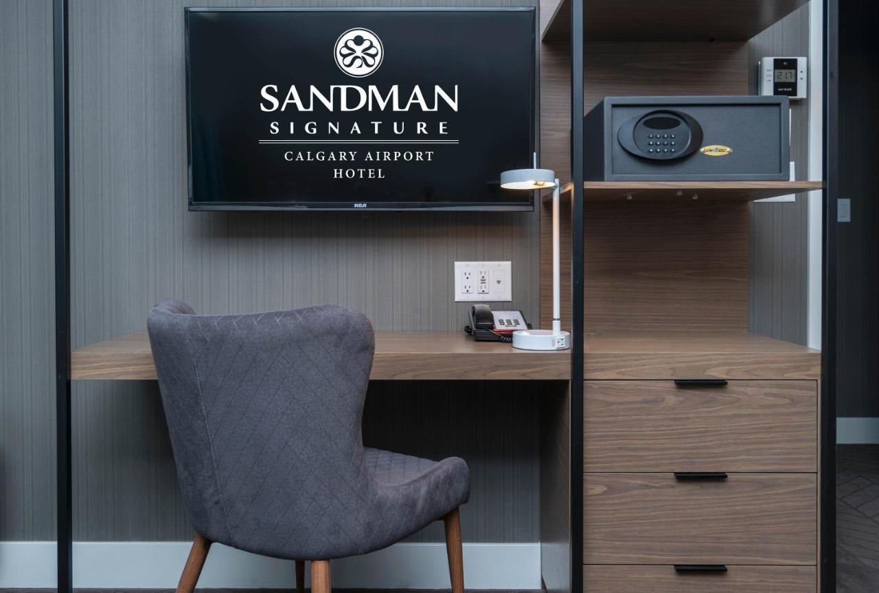 Sandman Signature Airport Hotel
